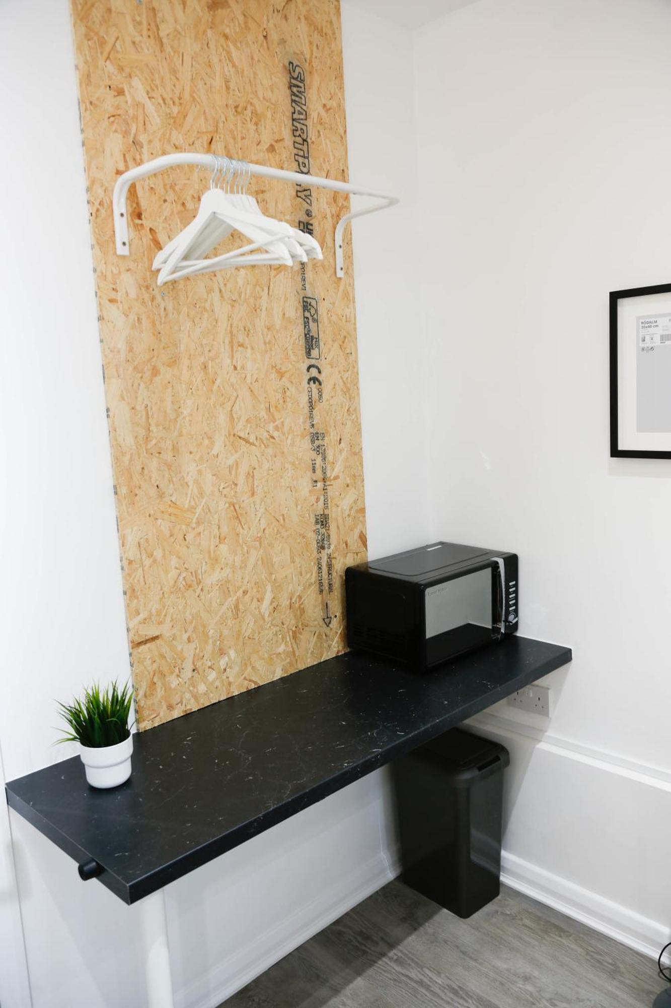 New Luxury Apartments In Central London Next To Shops, Cafes, Bars & Metro Exterior photo